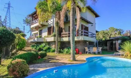 Casa com 4 quartos à venda na Colina Sorriso, Caxias do Sul , 495 m2 por R$ 2.150.000
