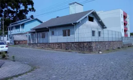 Casa com 3 quartos à venda na Bela Vista, Caxias do Sul , 250 m2 por R$ 950.000