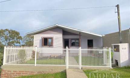 Casa com 4 quartos à venda no Monte Pasqual, Farroupilha , 200 m2 por R$ 636.000