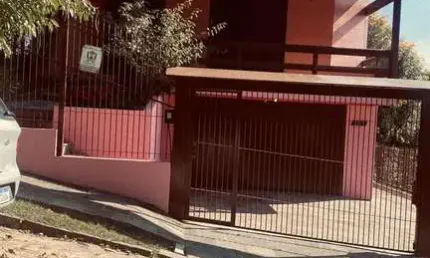 Casa com 3 quartos à venda na Bela Vista, Caxias do Sul , 290 m2 por R$ 1.060.000