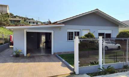 Casa com 2 quartos à venda no Ipanema, Farroupilha , 112 m2 por R$ 450.000