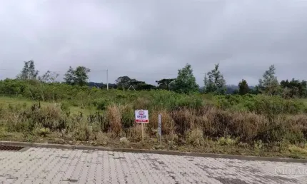 Terreno à venda no Monte Verde, Farroupilha  por R$ 180.000