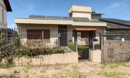 Casa com 4 quartos à venda no Petrópolis, Caxias do Sul , 377 m2 por R$ 2.000.000
