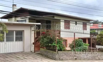 Casa com 4 quartos à venda no Medianeira, Farroupilha , 239 m2 por R$ 700.000