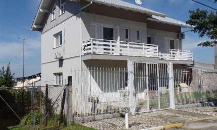 Casa com 3 quartos à venda no América, Farroupilha , 198 m2 por R$ 750.000