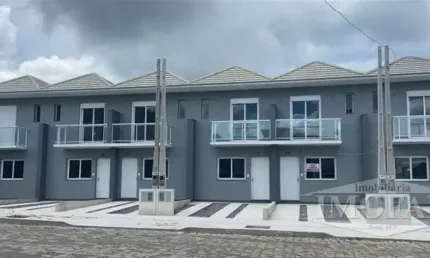 Casa com 2 quartos à venda no São Francisco, Farroupilha , 80 m2 por R$ 370.000