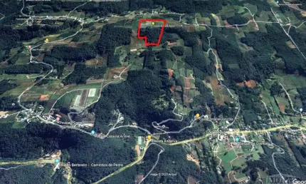 Chácara / sítio à venda na Linha Palmeiro, Farroupilha  por R$ 2.600.000
