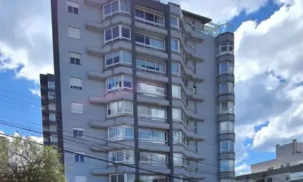 Cobertura com 4 quartos à venda no Centro, Farroupilha , 430 m2 por R$ 2.350.000
