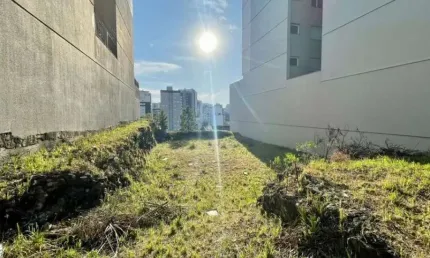 Terreno à venda no sanvitto, caxias do sul  por r$ 460.000