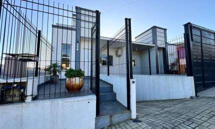 Casa com 4 quartos à venda no Santo Antônio, Farroupilha , 192 m2 por R$ 750.000