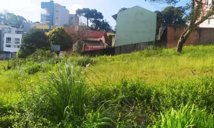 Terreno à venda no Diamantino, Caxias do Sul  por R$ 370.000