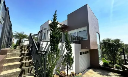 Casa com 3 quartos à venda no São Luiz, Farroupilha , 247 m2