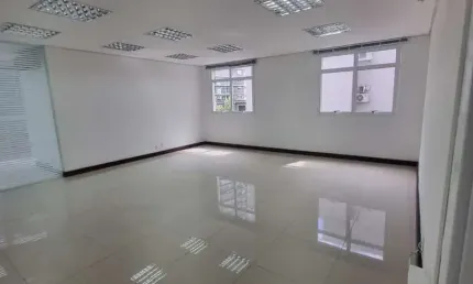 Ponto comercial à venda no exposição, caxias do sul , 60 m2 por r$ 402.000