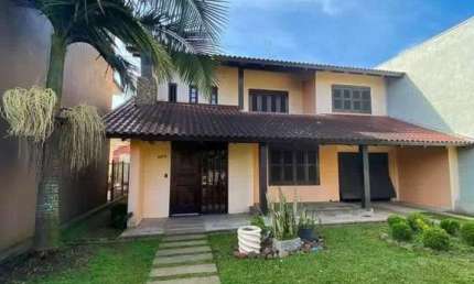 Casa com 3 quartos à venda no Santa Catarina, Farroupilha , 213 m2 por R$ 880.000