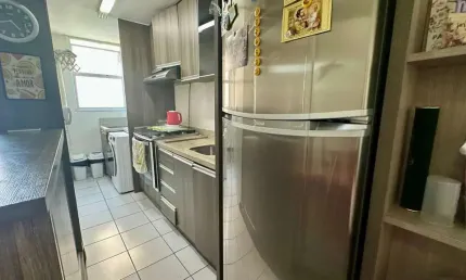 Apartamento com 2 quartos à venda no De Lazzer, Caxias do Sul , 55 m2 por R$ 245.000