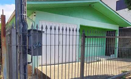 Casa à venda no Cinquentenário, Farroupilha  por R$ 370.000