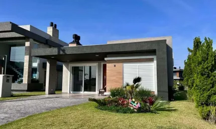 Casa com 3 quartos à venda no Capão Novo, Capão da Canoa , 203 m2 por R$ 2.000.000