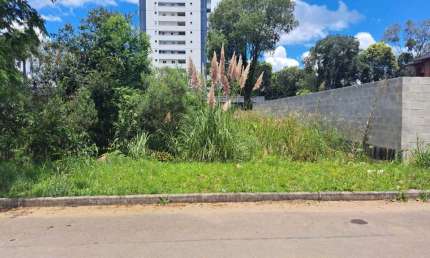 Terreno à venda na Vila Verde, Caxias do Sul  por R$ 410.000