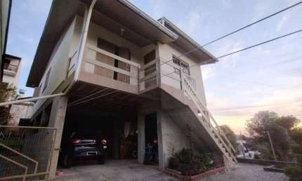 Casa com 3 quartos à venda no Primeiro de Maio, Farroupilha , 120 m2 por R$ 460.000