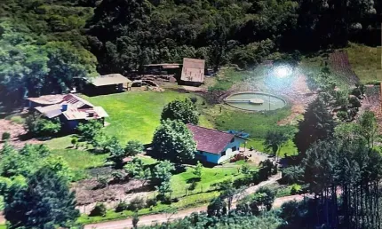 Chácara / sítio à venda no Samuara, Caxias do Sul , 190 m2 por R$ 750.000
