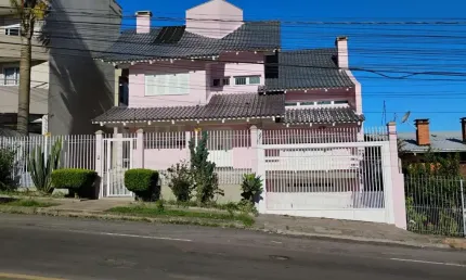 Casa com 4 quartos à venda na Bela Vista, Caxias do Sul , 377 m2 por R$ 1.700.000