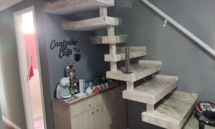 Imperdível! Apartamento duplex à venda em Cotia-SP, Jardim Ísis. 3 quartos, 1 suíte, 1 banheiro, 1 vaga, 68,78 m².