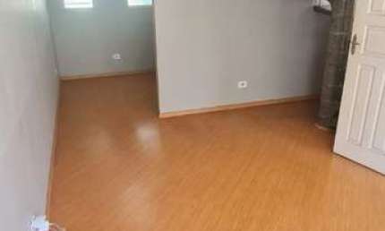 Sobrado em Condomínio à Venda em Cotia-SP, Bairro do Maranhão: 2 Quartos, 1 Banheiro, 2 Vagas de Garagem, 67m² de Área.