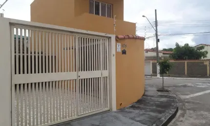 Casa à venda, 133 m² por R$ 450.000,00 - Vila Comendador Rodrigues Alves - Guaratinguetá/SP