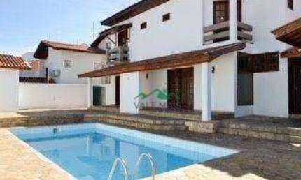 Casa com 4 dormitórios à venda, 487 m² por R$ 2.000.000,00 - Portal das Colinas - Guaratinguetá/SP