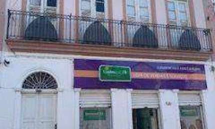 Casa com 11 dormitórios, 200 m² - venda por R$ 2.000.000,00 ou aluguel por R$ 3.000,00/mês - Centro - Guaratinguetá/SP
