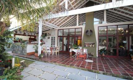 Casa com 4 dormitórios à venda, 305 m² por R$ 2.400.000,00 - Jardim Panorama - Guaratinguetá/SP