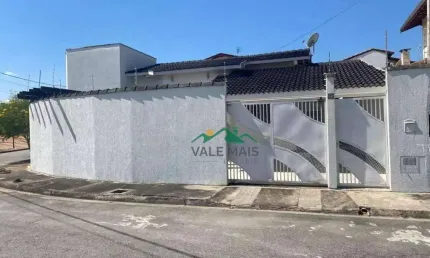 Casa com 3 dormitórios à venda por R$ 500.000 - Residencial Jardim Aurora - Pindamonhangaba/SP