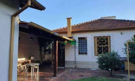 Casa com 6 dormitórios à venda por R$ 2.500.000,00 - Pedregulho - Guaratinguetá/SP