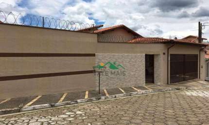 Casa com 3 dormitórios à venda, 283 m² por R$ 960.000,00 - Jardim Coelho Neto - Guaratinguetá/SP