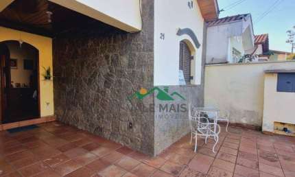 Casa com 3 dormitórios à venda por R$ 400.000 - Campo do Galvão - Guaratinguetá/SP