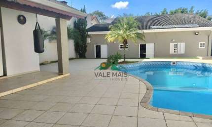Casa com 3 dormitórios, 340 m² - venda por R$ 1.800.000,00 ou aluguel por R$ 8.000,00/mês - Portal das Colinas - Guaratinguetá/SP