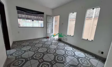 Casa com 3 dormitórios à venda, 350 m² por R$ 430.000,00 - Nova Guará - Guaratinguetá/SP