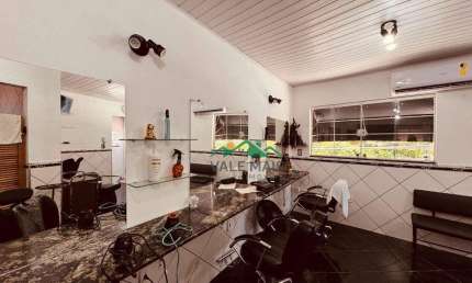 Salão para alugar por R$ 1.500,00/ano - Parque São Francisco - Guaratinguetá/SP