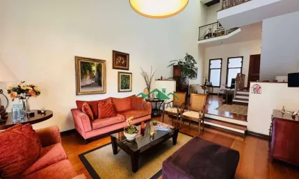 Casa com 3 dormitórios à venda, 314 m² por R$ 1.800.000,00 - Vila Paraíba - Guaratinguetá/SP