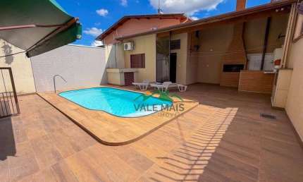Casa com 4 dormitórios, 295 m² - venda por R$ 1.500.000 ou aluguel por R$ 6.000/mês - Vila Paraíba - Guaratinguetá/SP