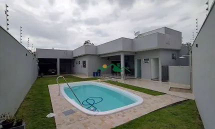 Casa com 2 dormitórios à venda, 156 m² por R$ 690.000 - Belvedere Club dos 500 - Guaratinguetá/SP