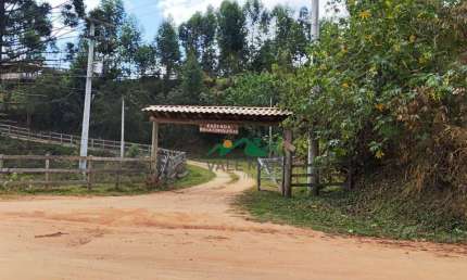 Chácara com 12 dormitórios à venda, 240000 m² por R$ 5.000.000 - Campos Novos - Cunha/SP