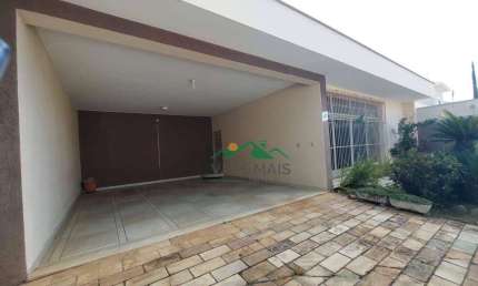 Casa com 4 dormitórios para alugar, 405 m² por R$ 7.000,00/mês - Vila Paraíba - Guaratinguetá/SP