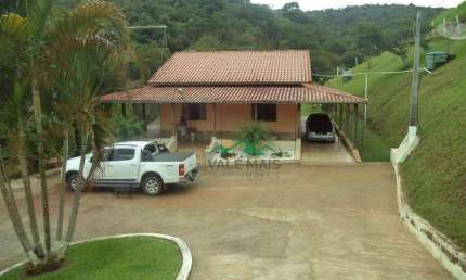 Chácara com 3 dormitórios à venda, 64217 m² por R$ 950.000,00 - Rio do Peixe - Guaratinguetá/SP
