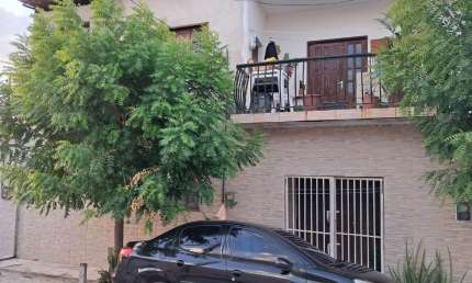 Casa com 4 quartos à venda na Rua Jeová Camurça Rabelo, 801, Alto São Francisco, Quixadá