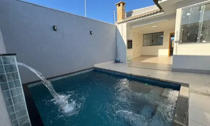 Casa com 3 quartos à venda no Jardim Munique, Maringá 