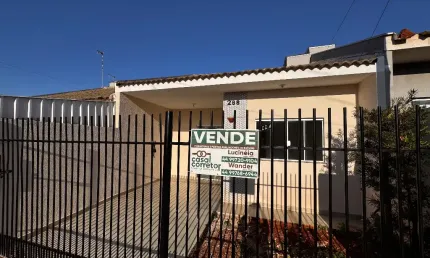 Casa com 2 quartos à venda na Avenida Marialva, 288, Jardim Itália, Marialva