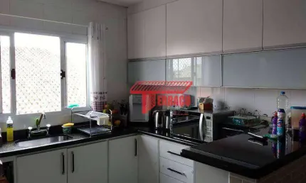 Sobrado com 4 dormitórios à venda, 245 m² por R$ 1.050.000,00 - Parque Jaçatuba - Santo André/SP
