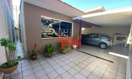 Casa com 2 dormitórios à venda, 217 m² por R$ 740.000,00 - Vila Pires - Santo André/SP