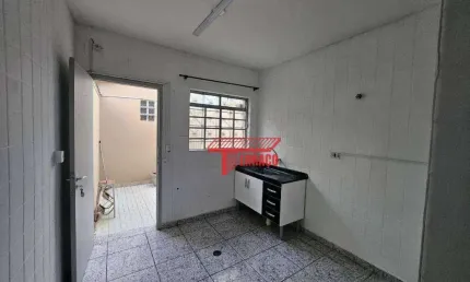 Casa com 2 dormitórios para alugar, 50 m² - Vila Gilda - Santo André/SP